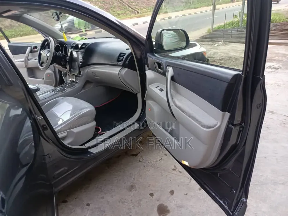 Toyota Highlander 2009 Gray