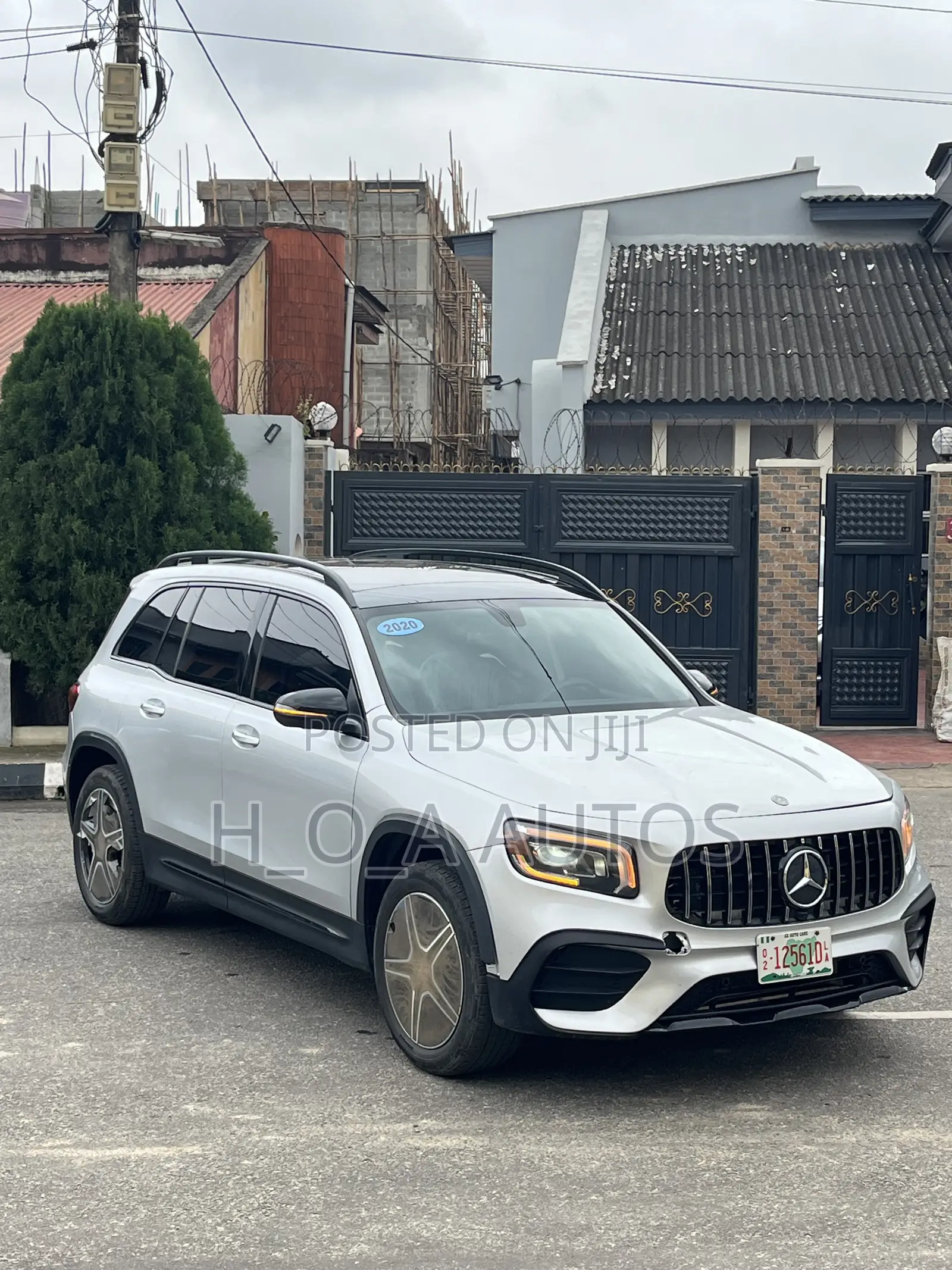Mercedes-Benz GLB-Class GLB 250 4MATIC 2020 Silver