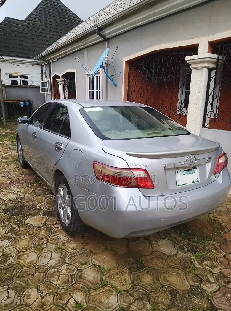 Toyota Camry 2008 Silver