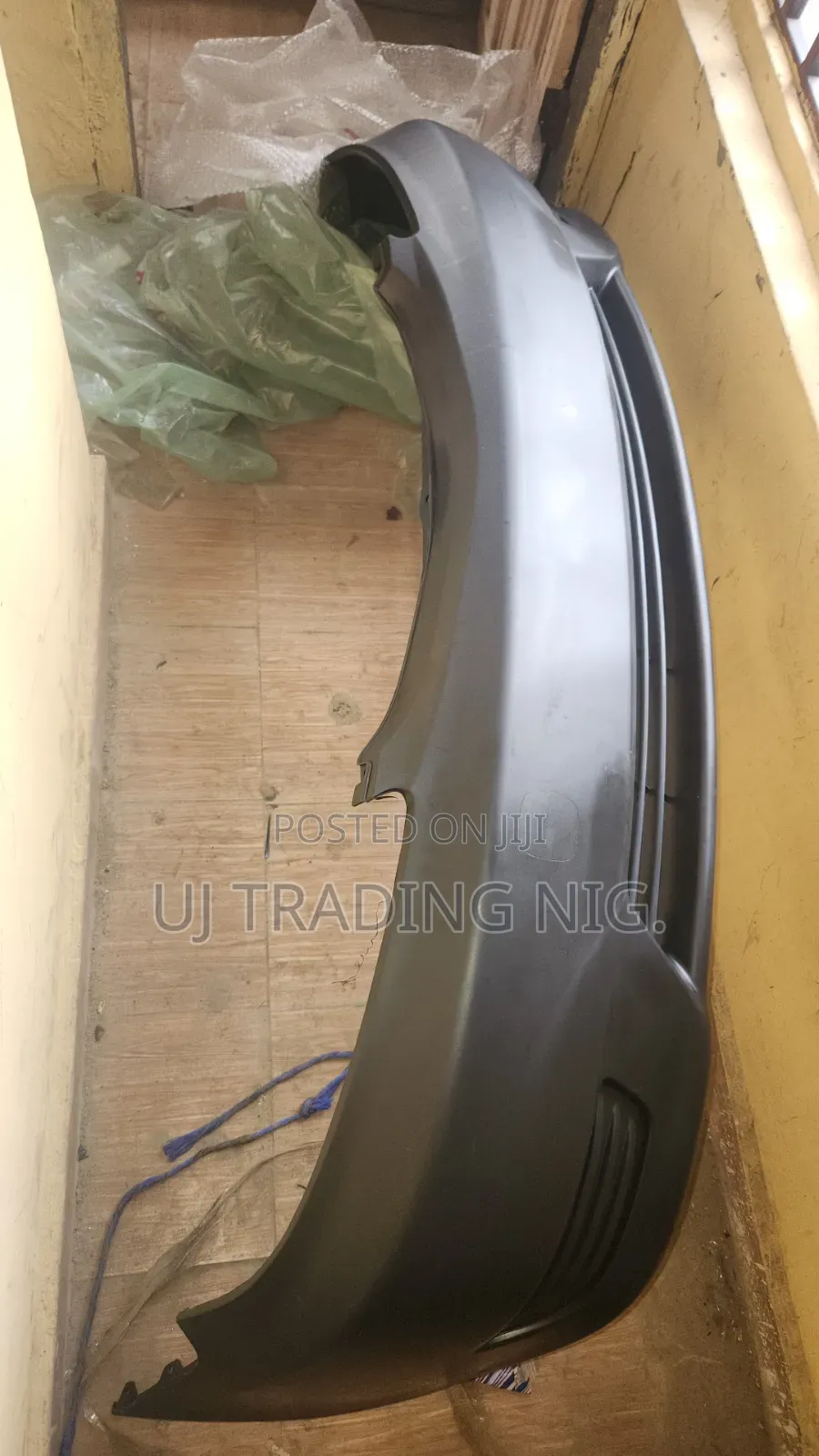 Front Bumper Camry Le 05-06