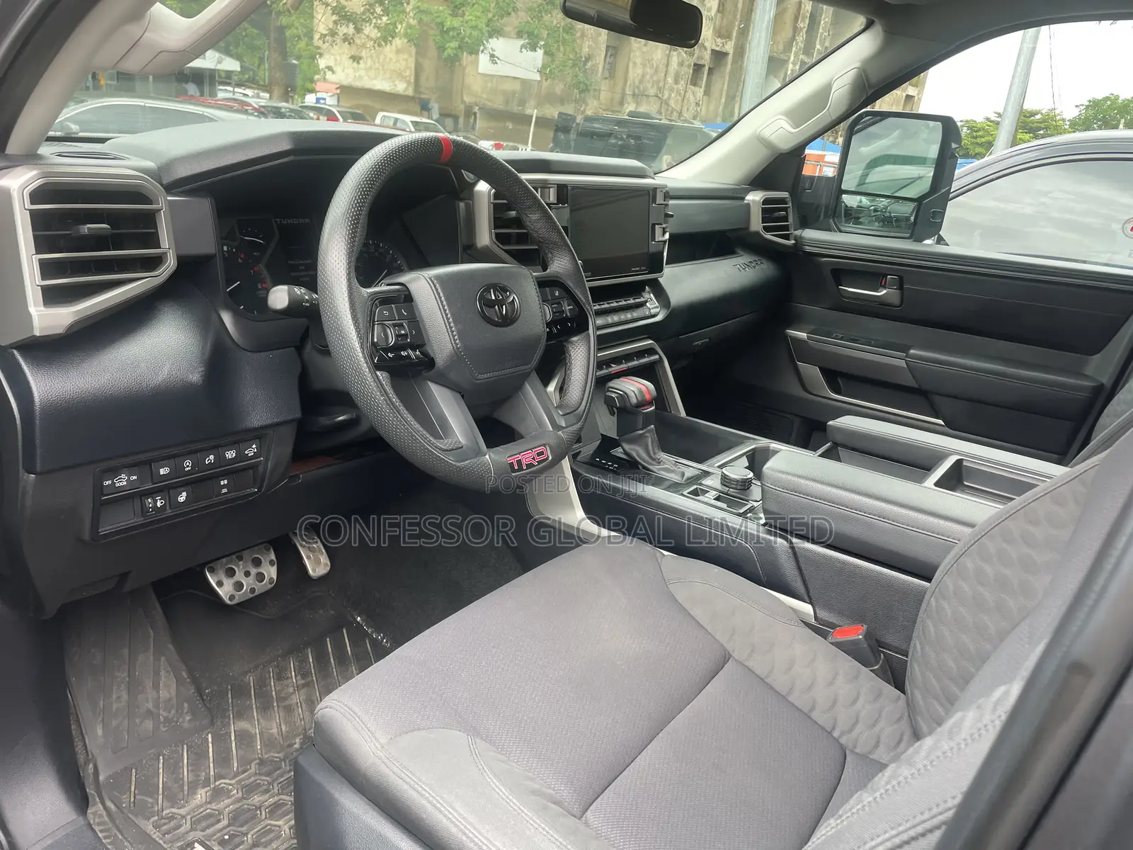 Toyota Tundra 2025 Black