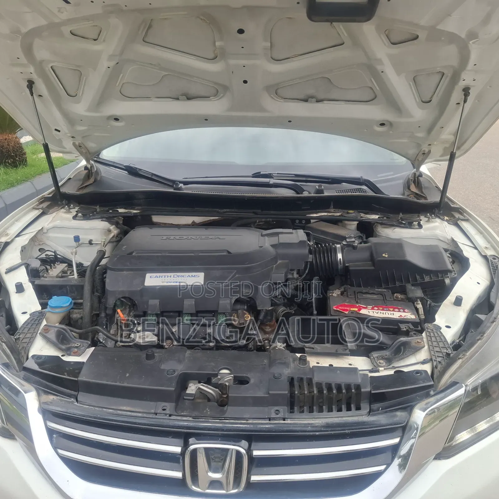 Honda Accord 2013 White