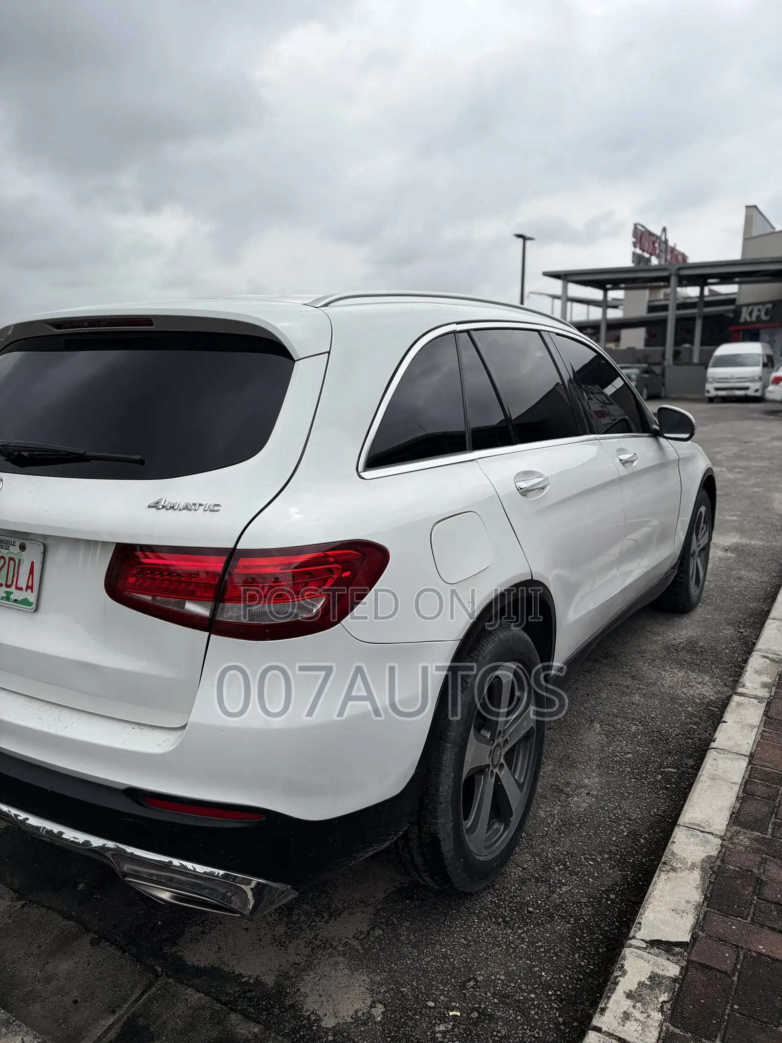 Mercedes-Benz GLC-Class 2017 White