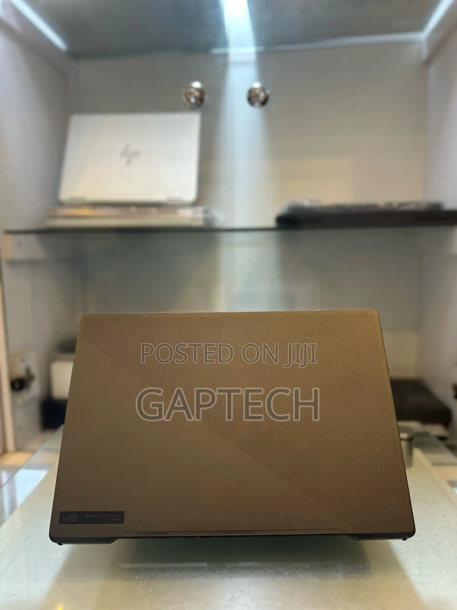 Laptop Asus ROG Zephyrus G16 16GB Intel Core i7 SSD 512GB