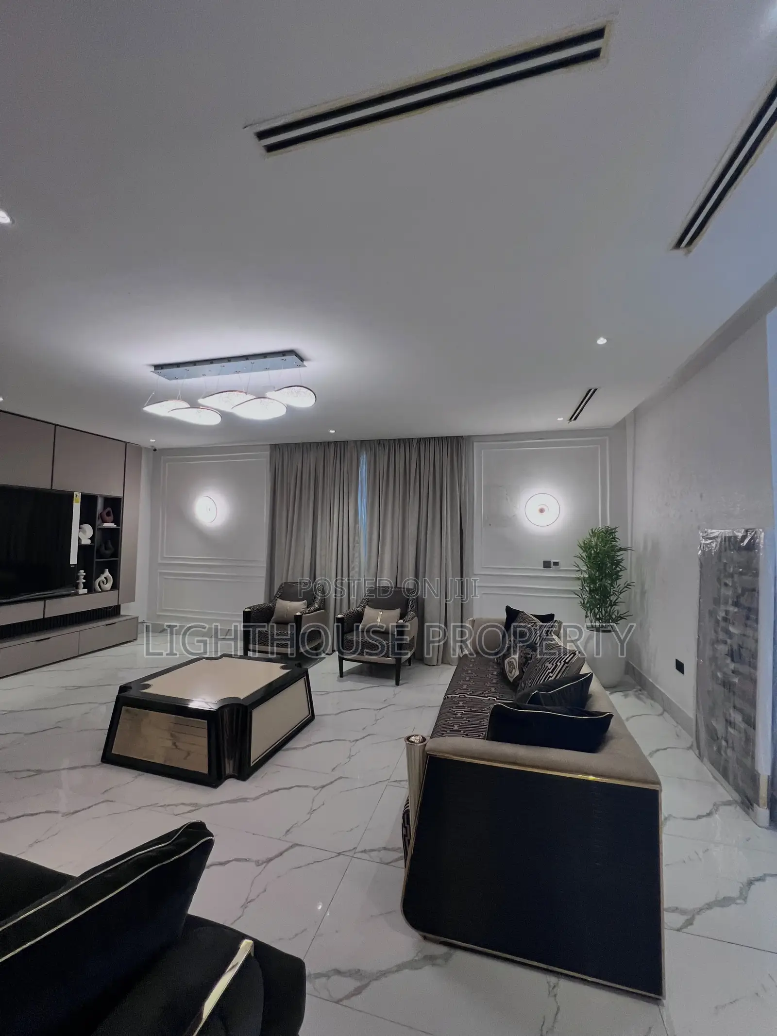 Furnished 3bdrm Apartment in Asokoro for sale