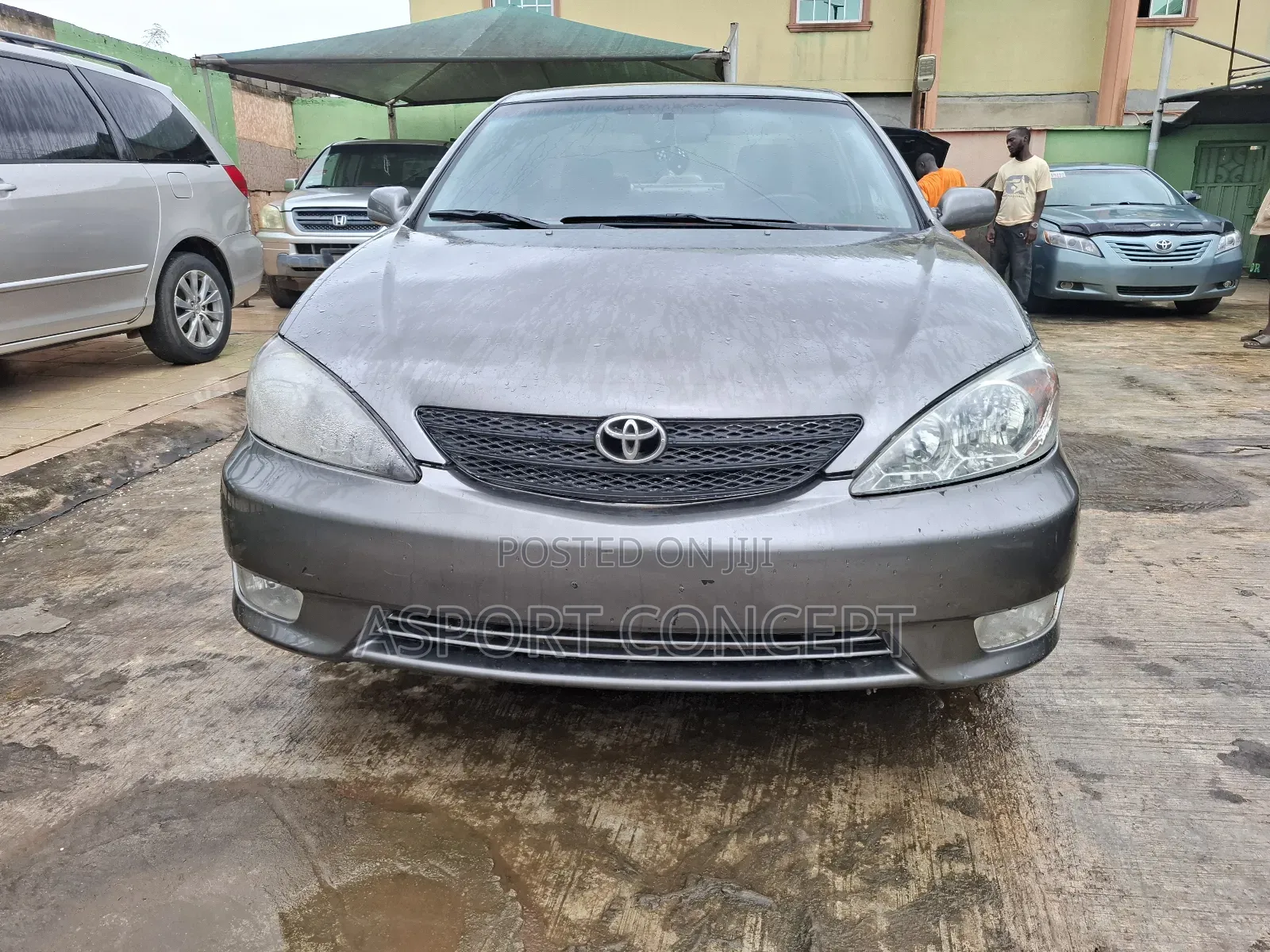 Toyota Camry LE 4dr Sedan (2.4L 4cyl 5M) 2003 Gray