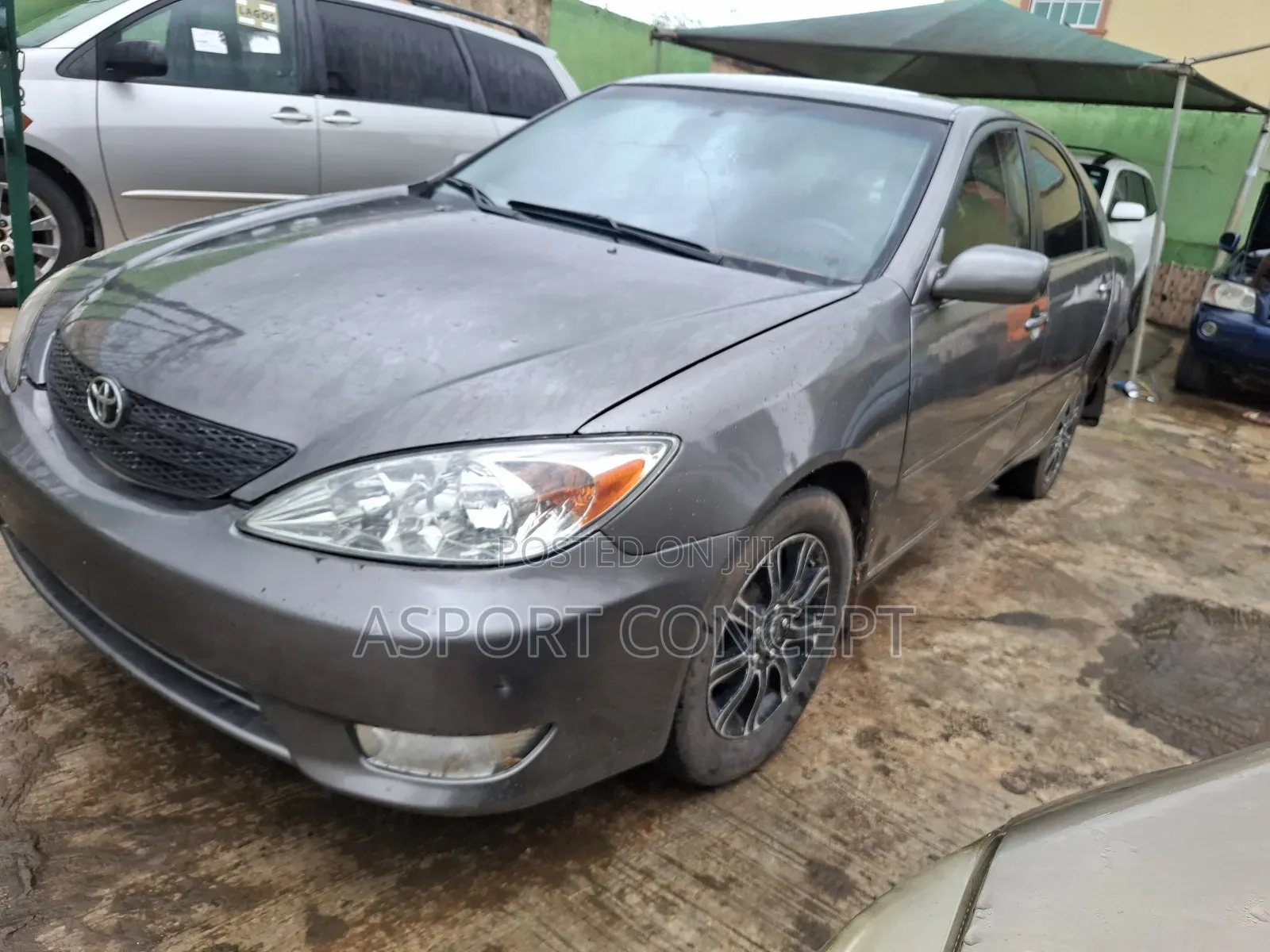 Toyota Camry LE 4dr Sedan (2.4L 4cyl 5M) 2003 Gray