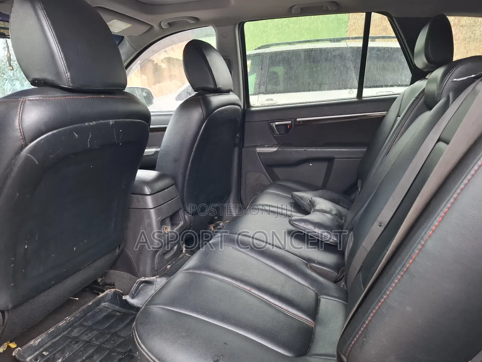 Hyundai Santa Fe SE 2010 White