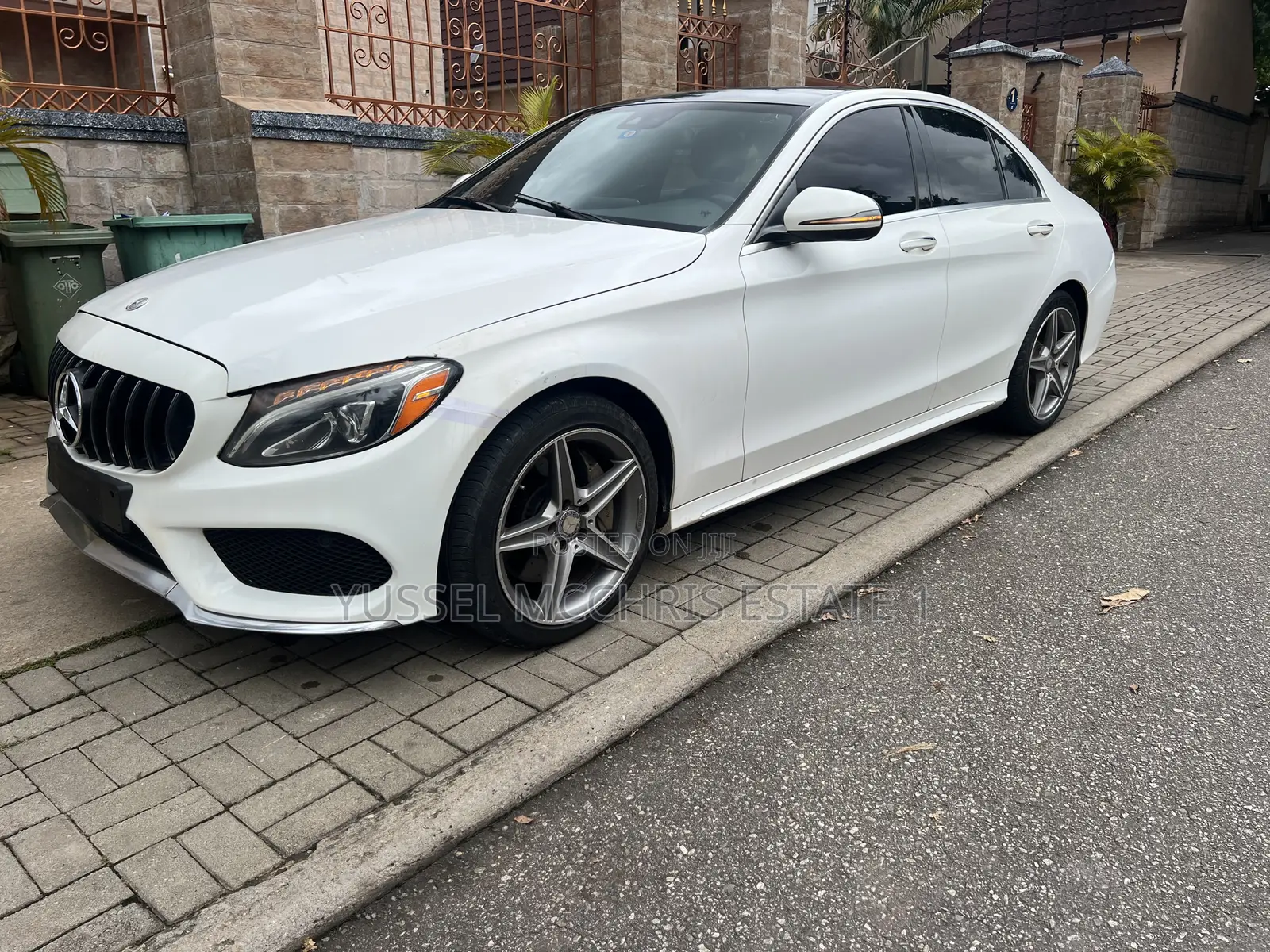 Mercedes-Benz C300 Luxury 4Matic Sedan AWD (2.0L 4cyl 7A) 2016 White