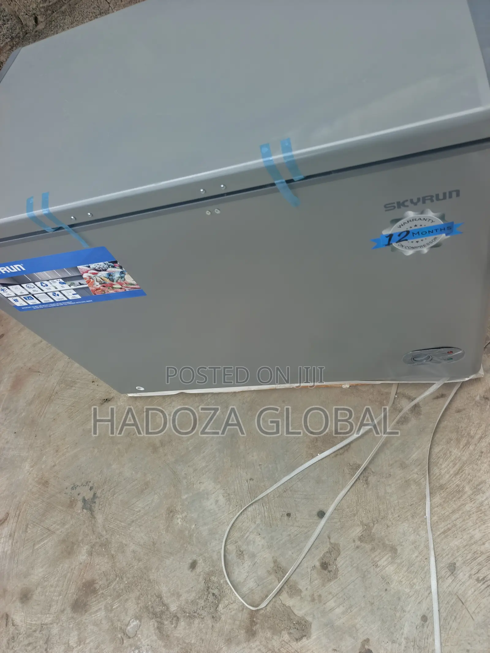Skyrun BD-300HNW Roomy Chest Freezer