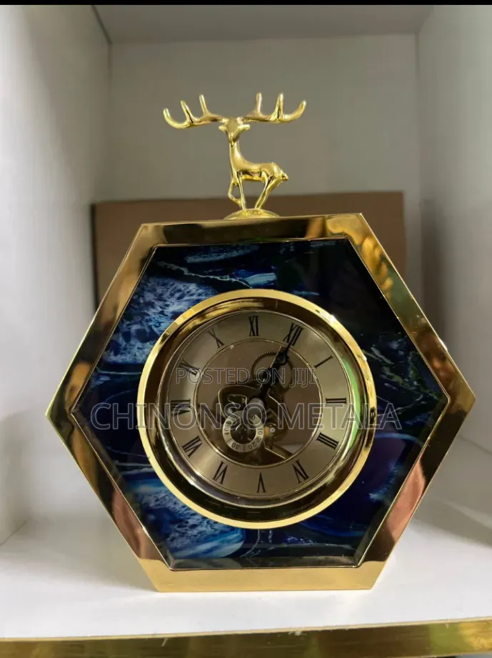 Quality Vintage Eauropean Style Table Clock