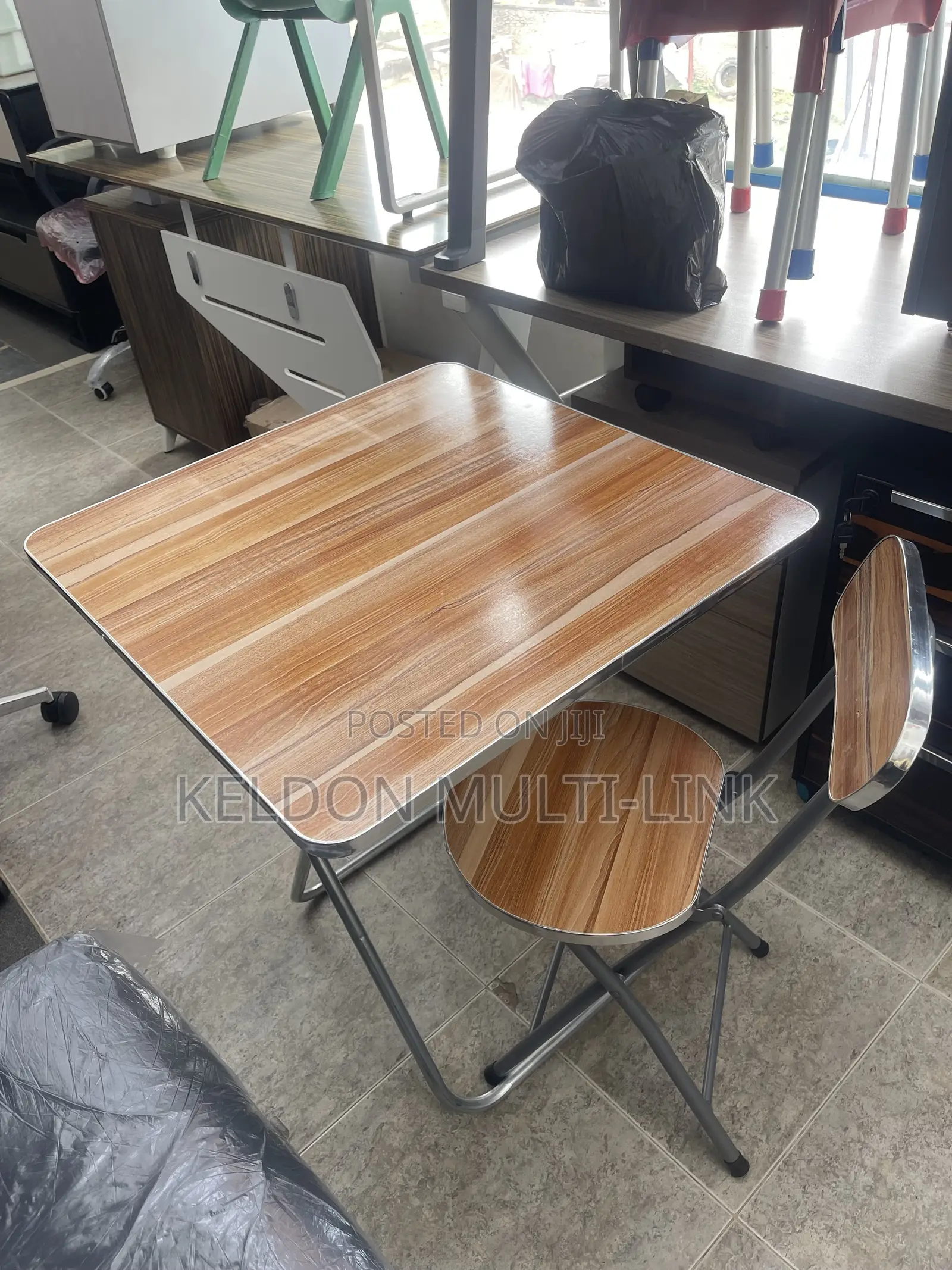 Foldabe Table With Chair /Schoos/Restaurants