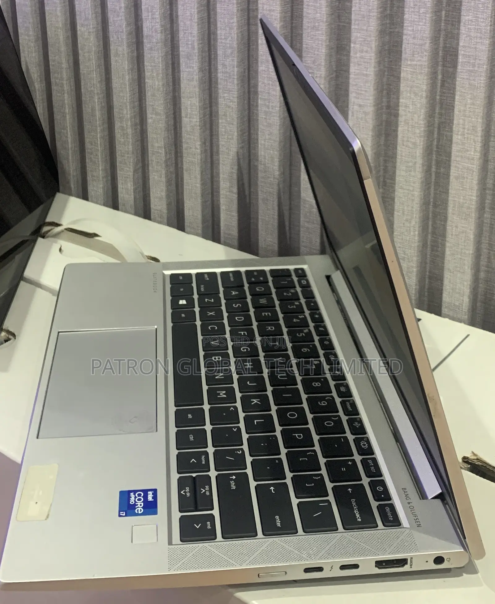 Laptop HP EliteBook 830 G8 8GB Intel Core i7 SSD 512GB