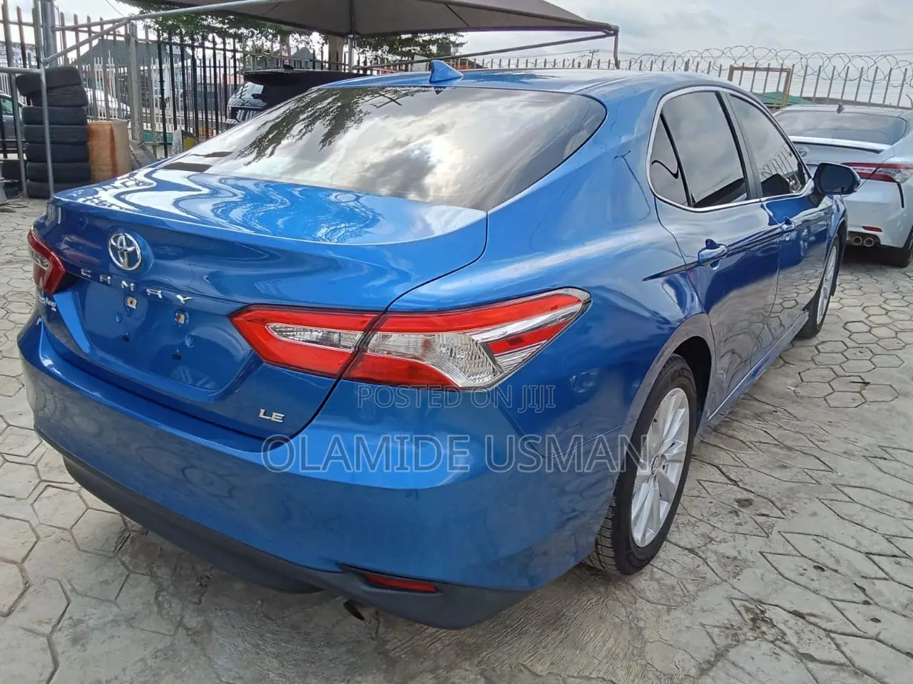 Toyota Camry LE (2.5L 4cyl 8A) 2019 Blue
