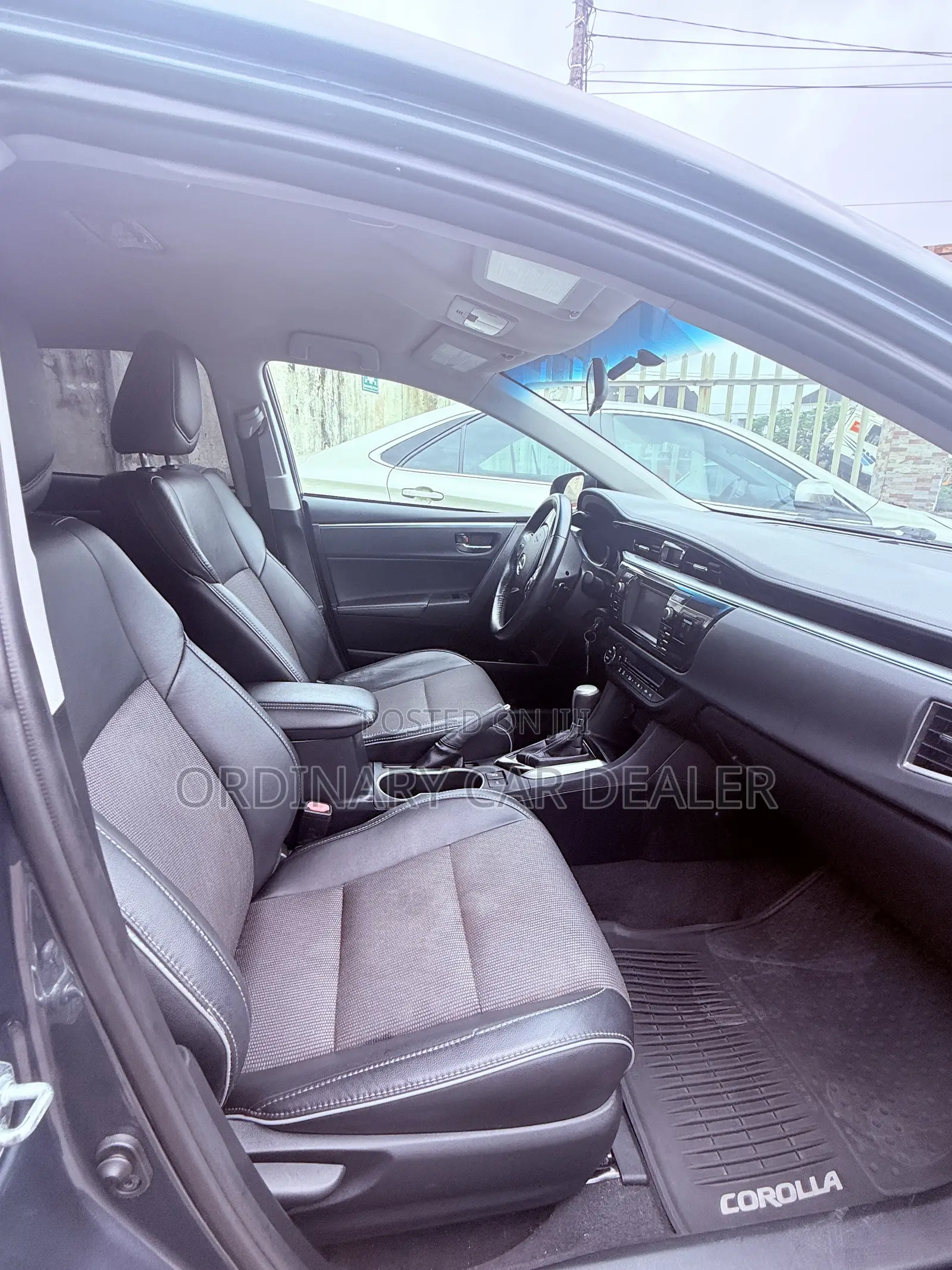 Toyota Corolla S Premium 4dr Sedan (1.8L 4cyl CVT) 2016 Gray