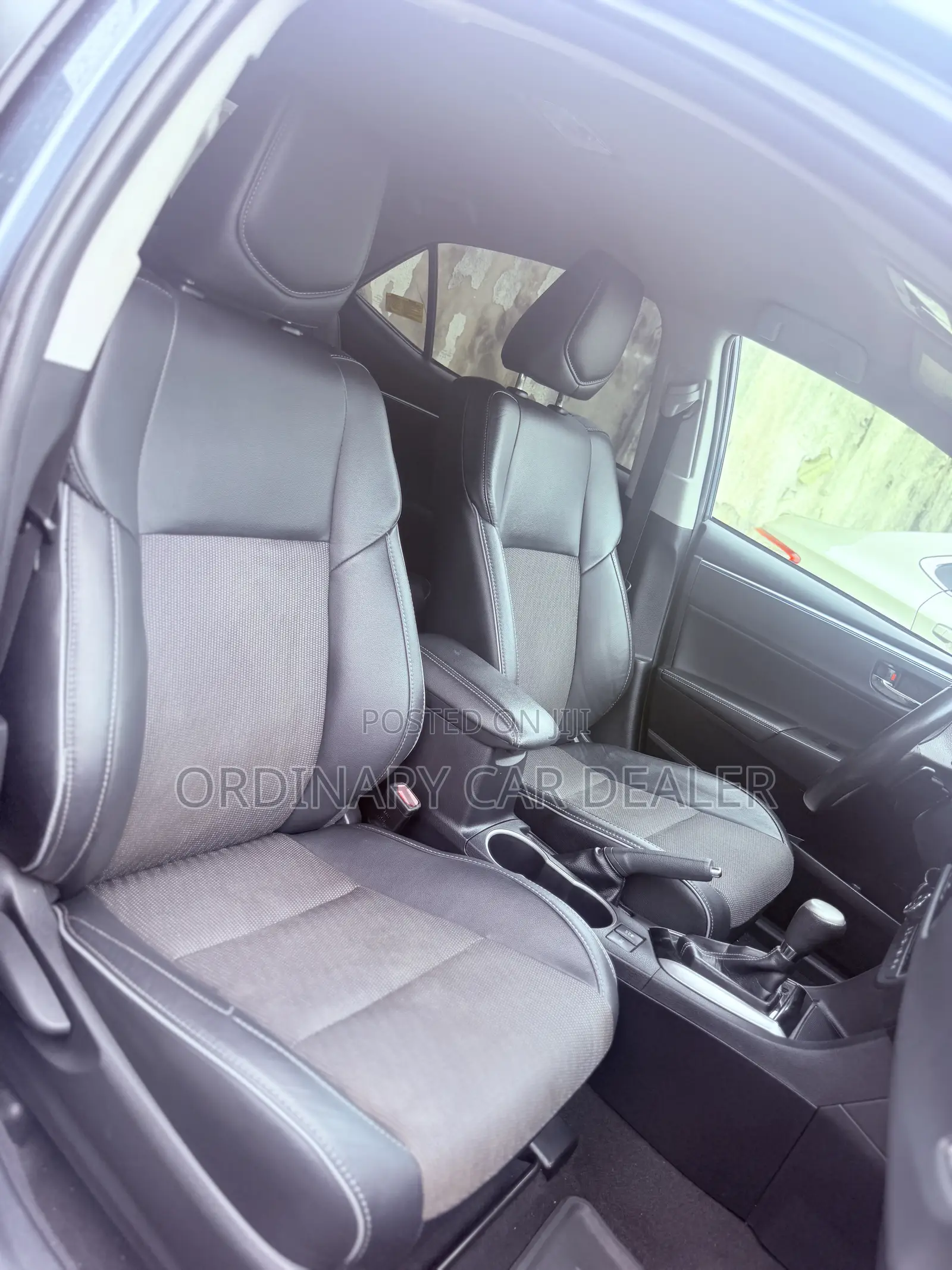 Toyota Corolla S Premium 4dr Sedan (1.8L 4cyl CVT) 2016 Gray