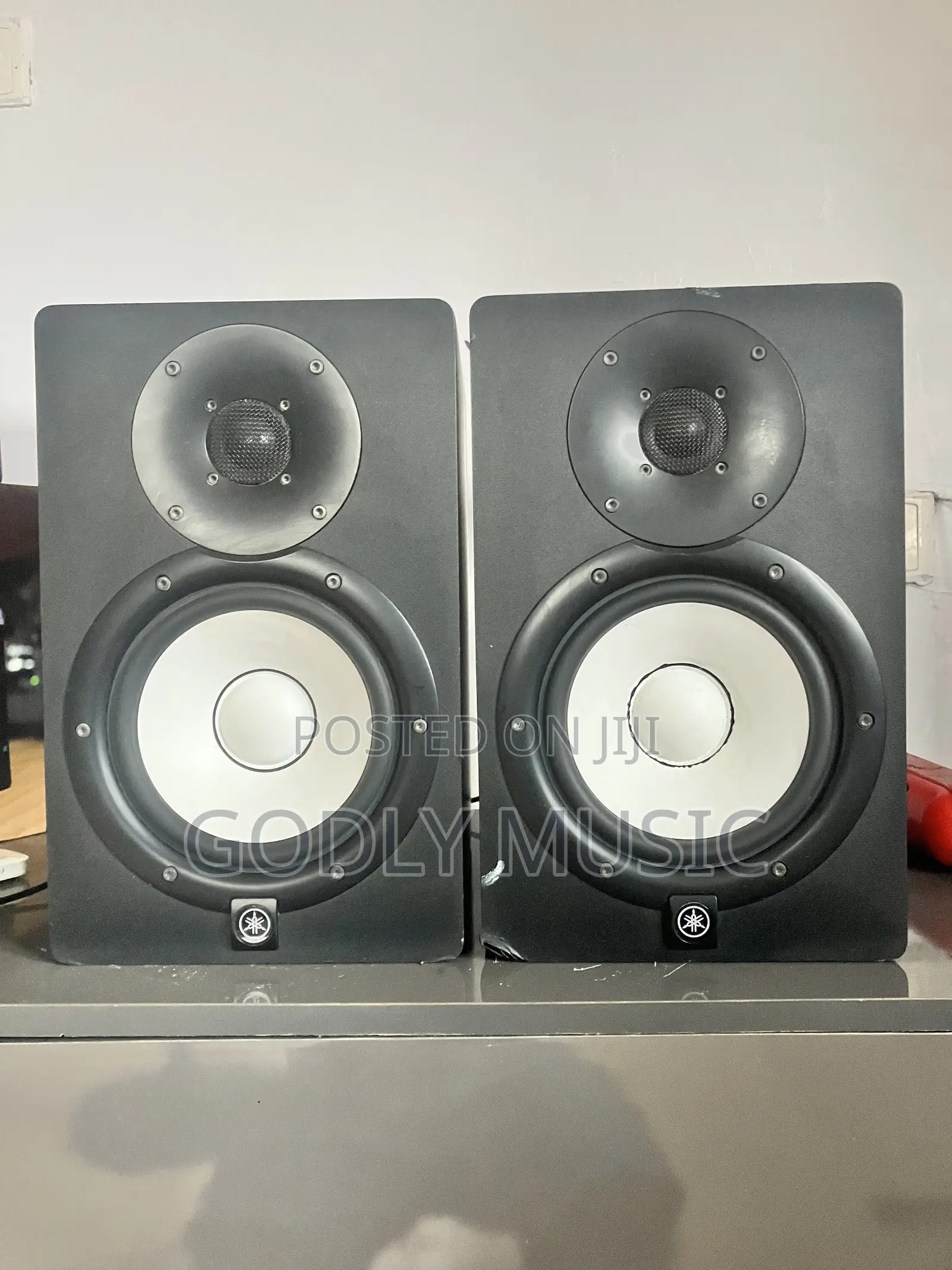 Yamaha HS7