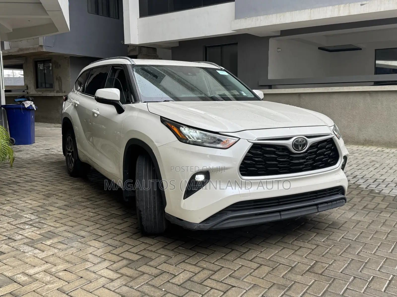 Toyota Highlander XLE AWD 2020 White