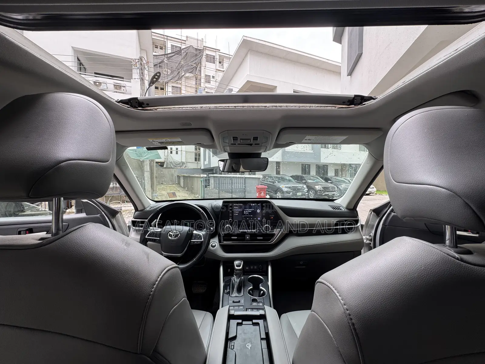 Toyota Highlander XLE AWD 2020 White
