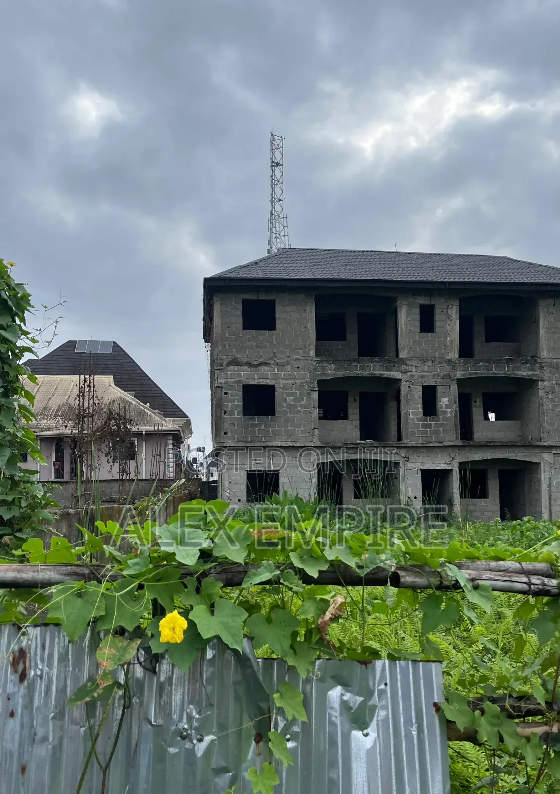 2bdrm Block of Flats in Ago Palace for sale