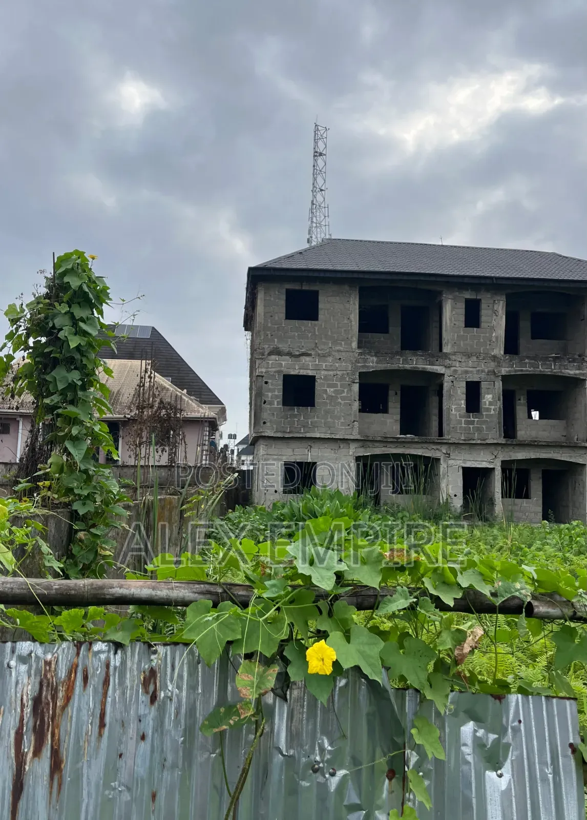 2bdrm Block of Flats in Ago Palace for sale