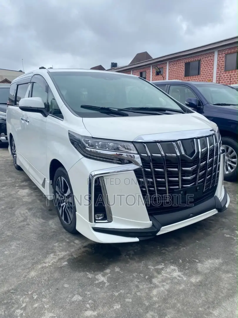 Toyota Alphard 2022 White