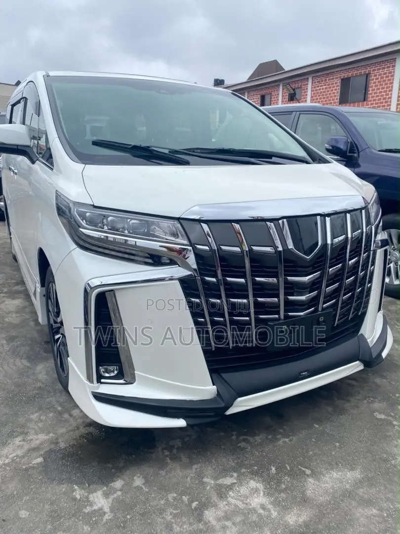 Toyota Alphard 2022 White