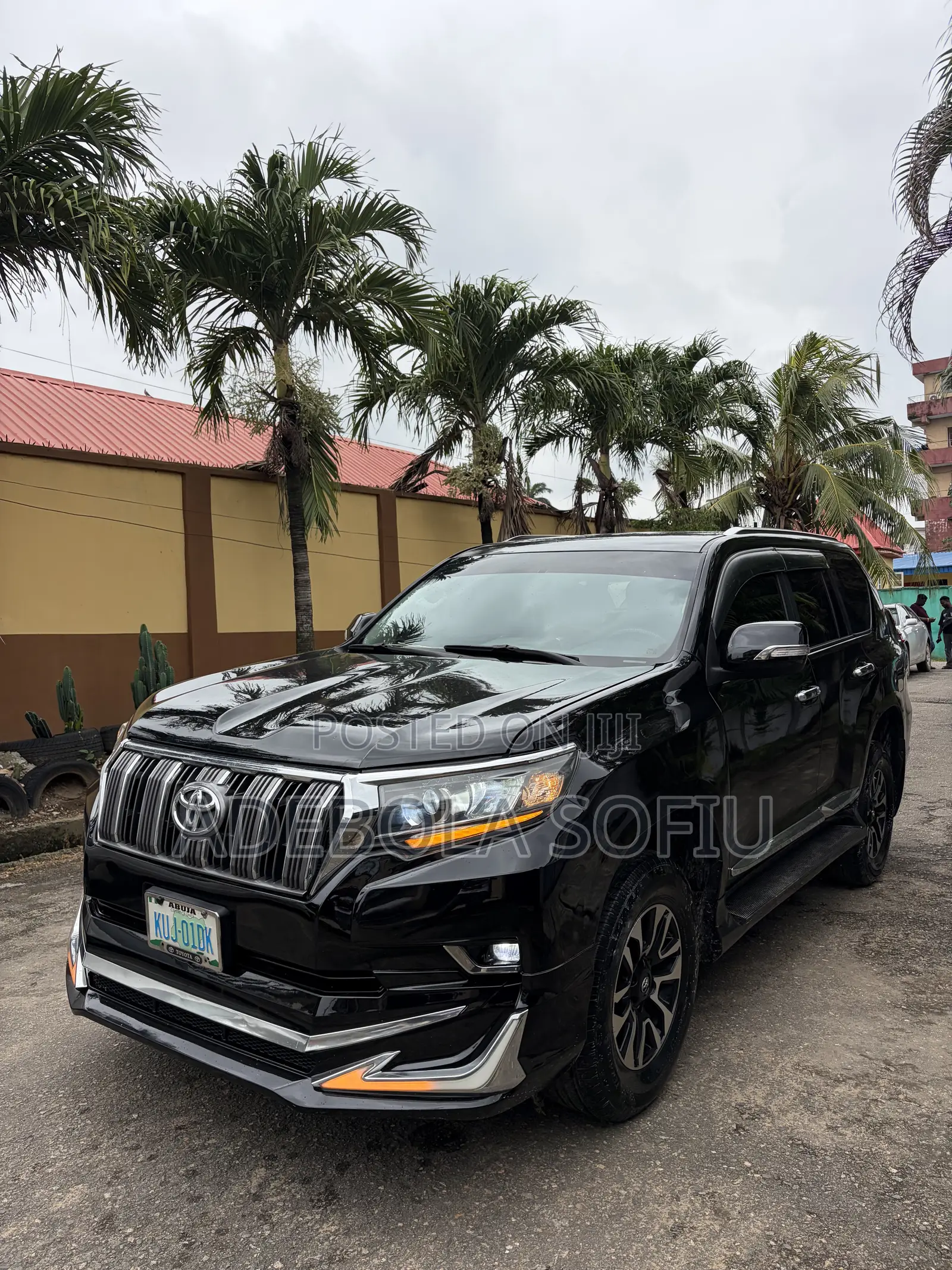Toyota Land Cruiser Prado 2013 Black