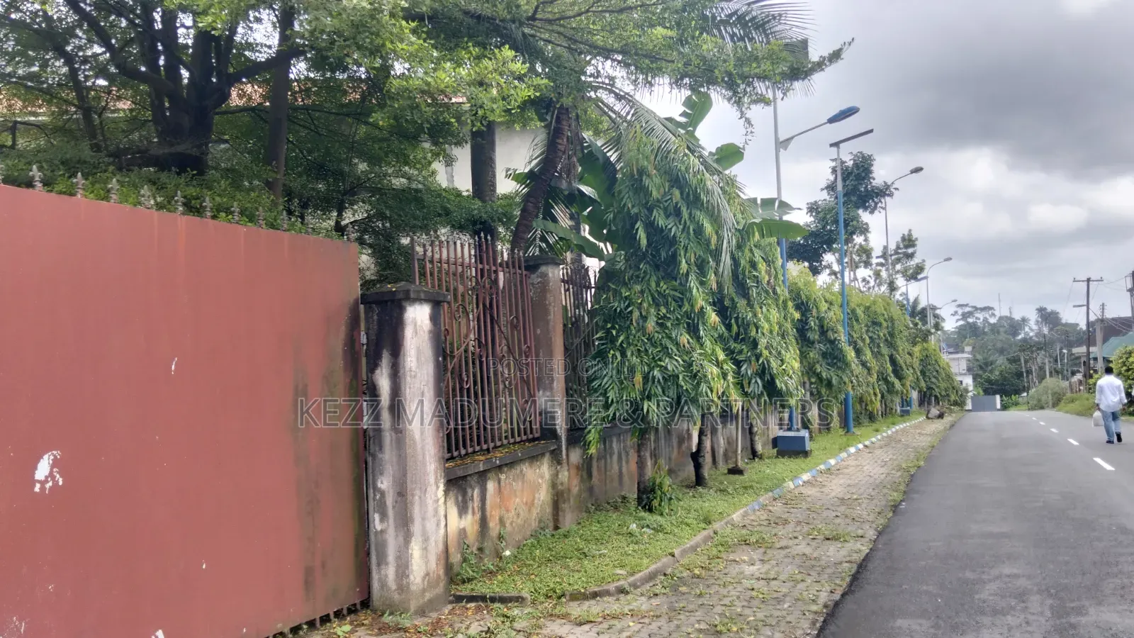 For Sale : Non Functional Hotel at Old Gra Port Harcourt