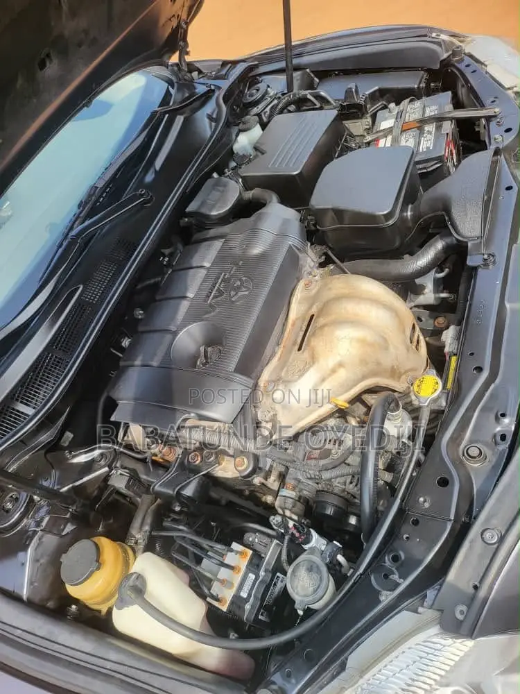 Toyota Camry LE 4dr Sedan (2.5L 4cyl 6AM) 2010 Gray