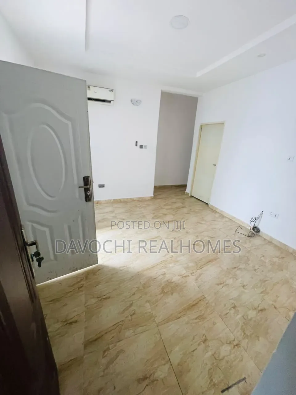 3bdrm Apartment in Abraham Adesanya Estate for rent