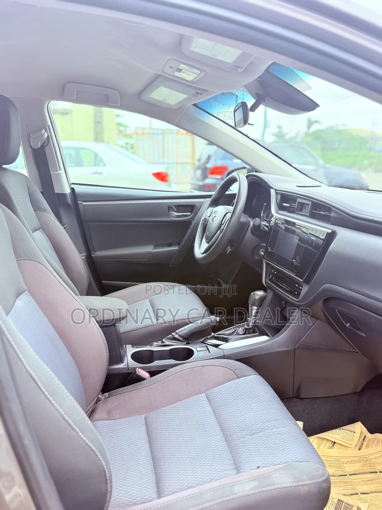 Toyota Corolla LE 4dr Sedan (1.8L 4cyl CVT) 2017 Brown
