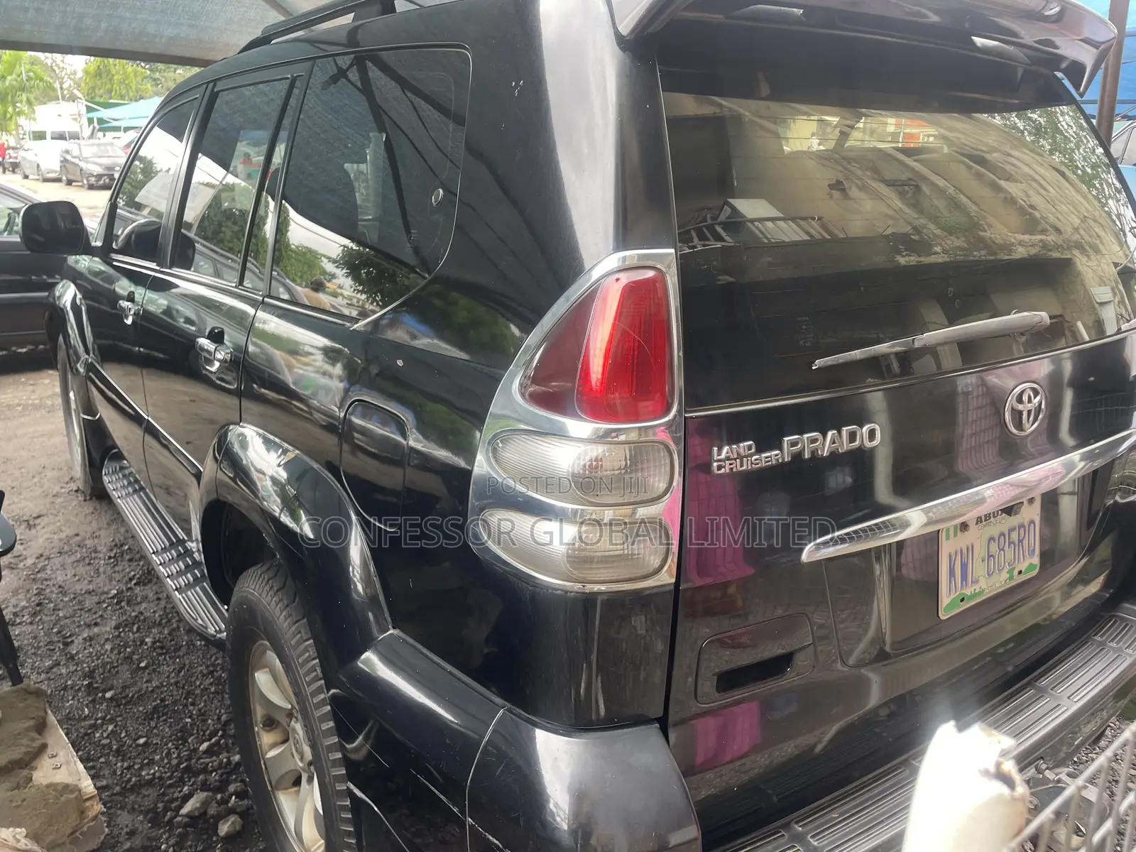 Toyota Land Cruiser Prado 2011 Black