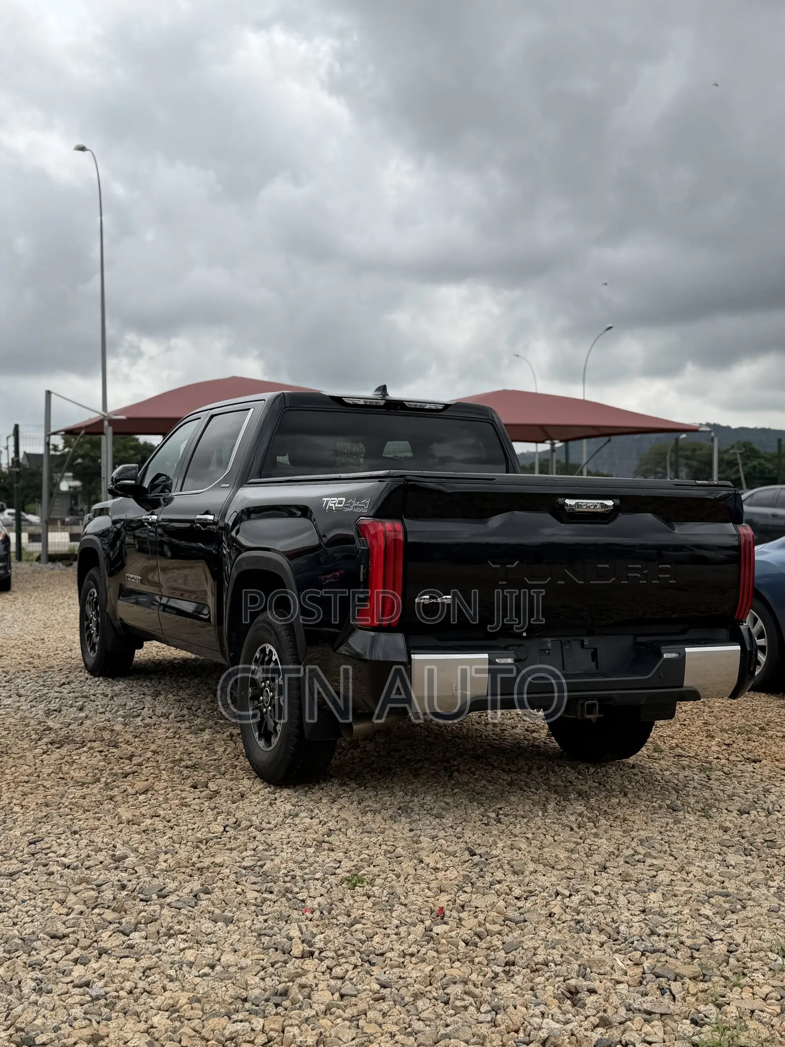 Toyota Tundra 2023 Black