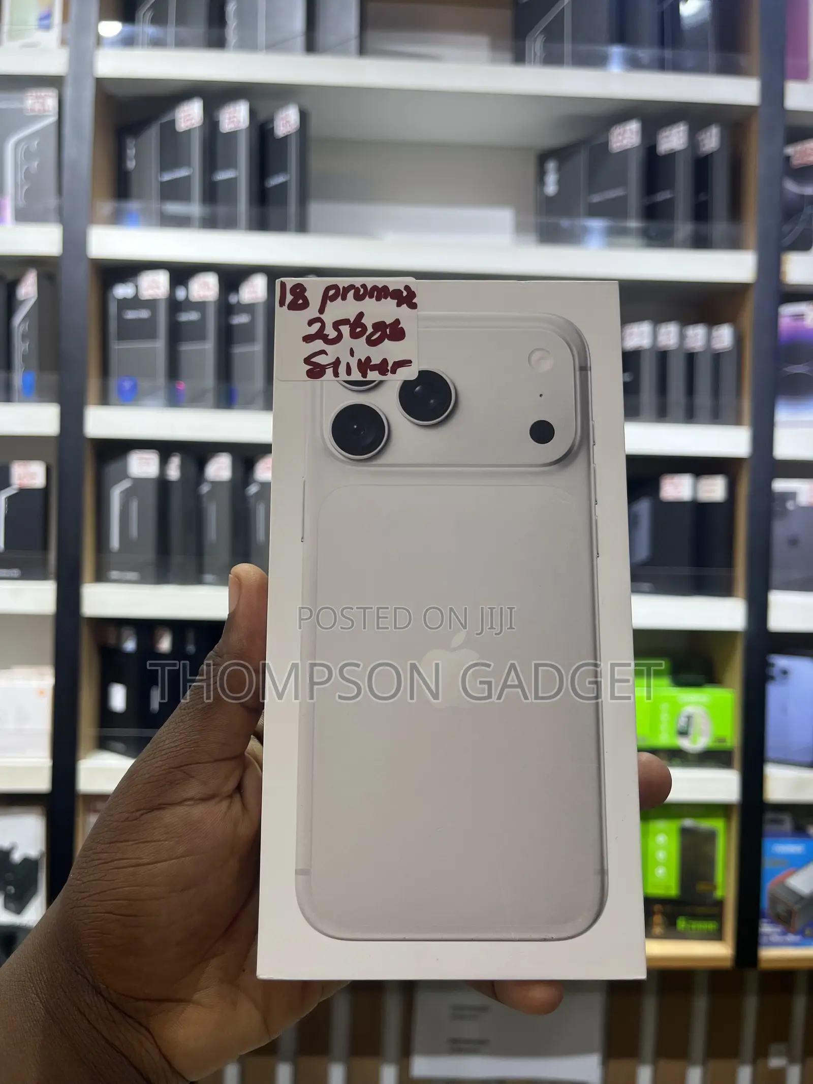 New Apple iPhone 18 Pro Max 256 GB Silver