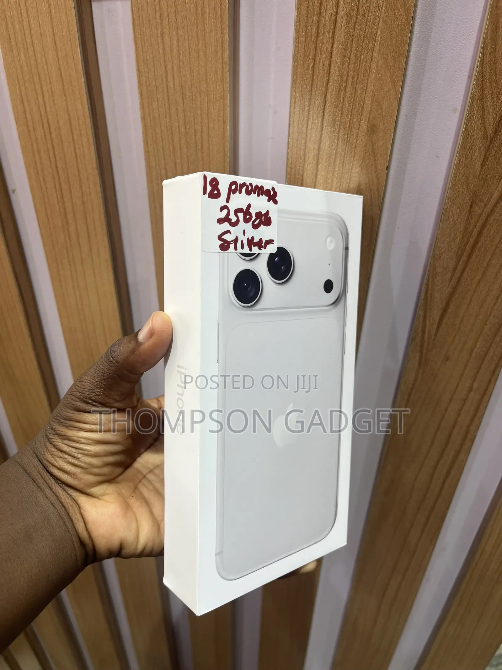 New Apple iPhone 18 Pro Max 256 GB Silver