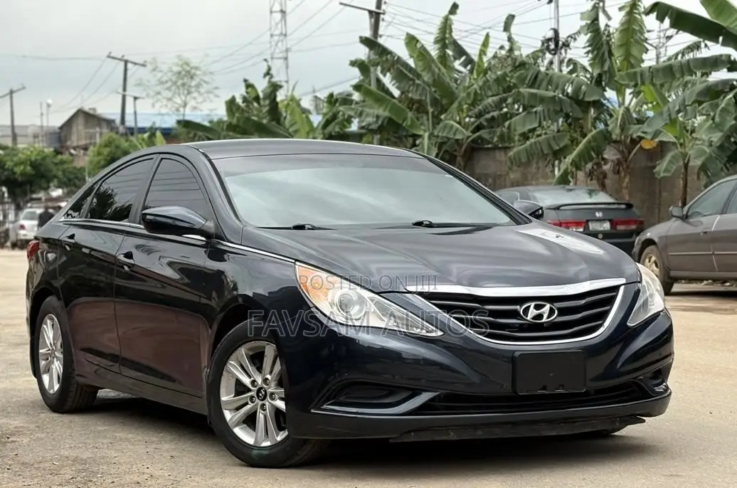 Hyundai Sonata 2013 Black