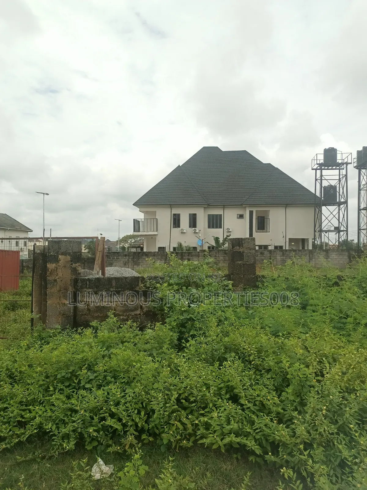 3bdrm Block of Flats in Tangerine Estate, Garki 1 for sale