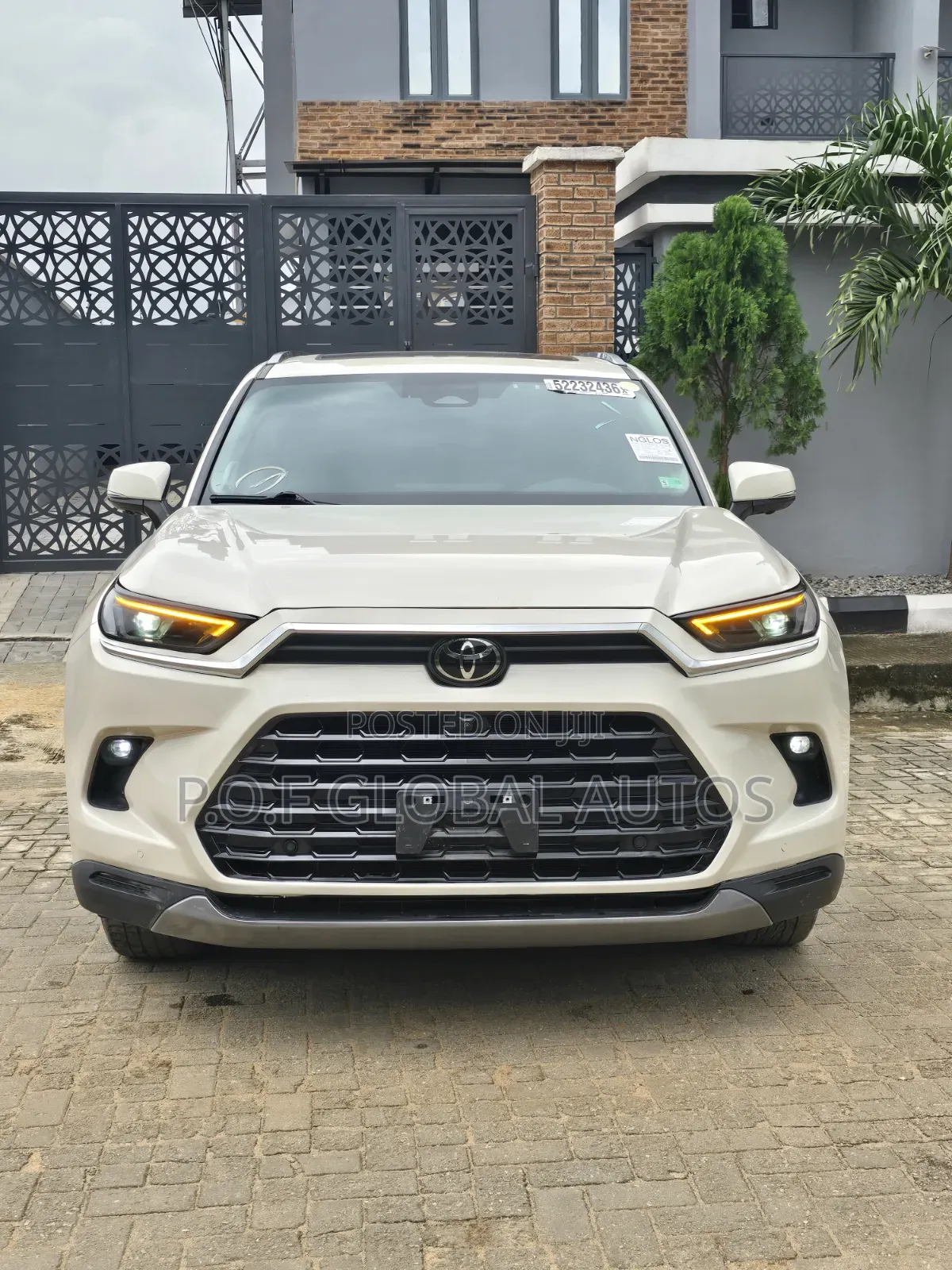 Toyota Highlander Platinum AWD 2024 White