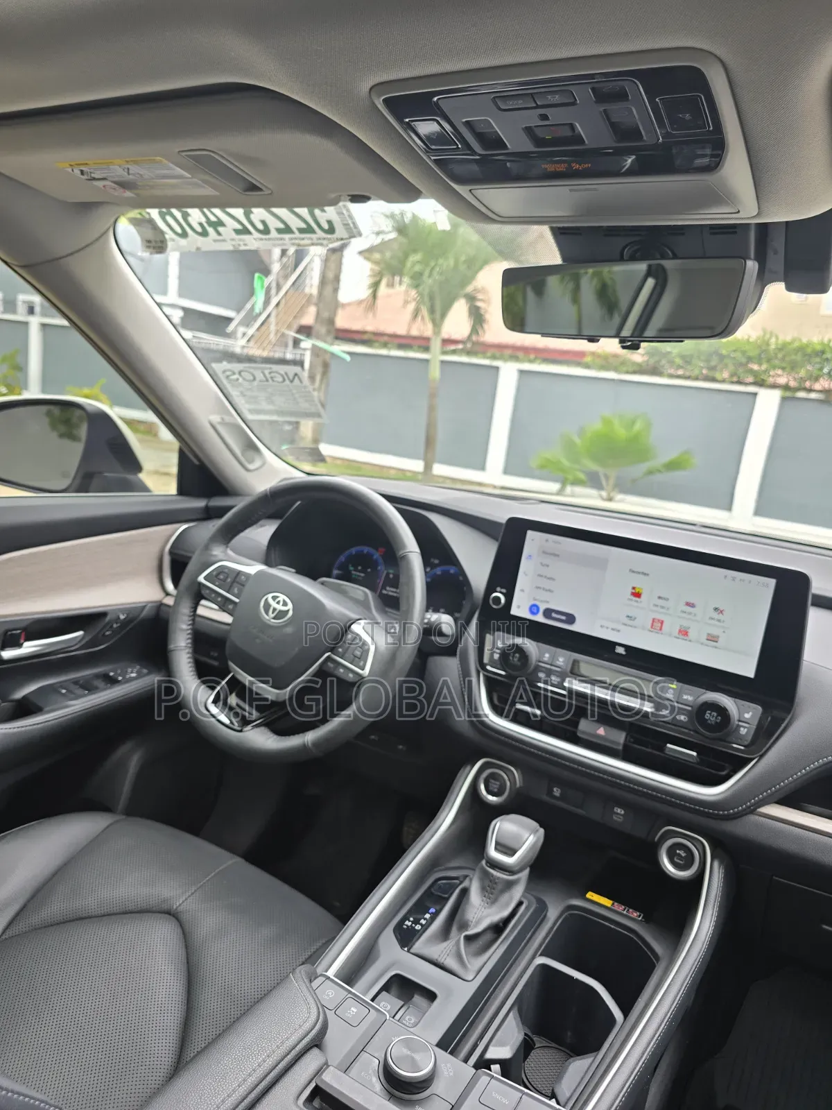 Toyota Highlander Platinum AWD 2024 White