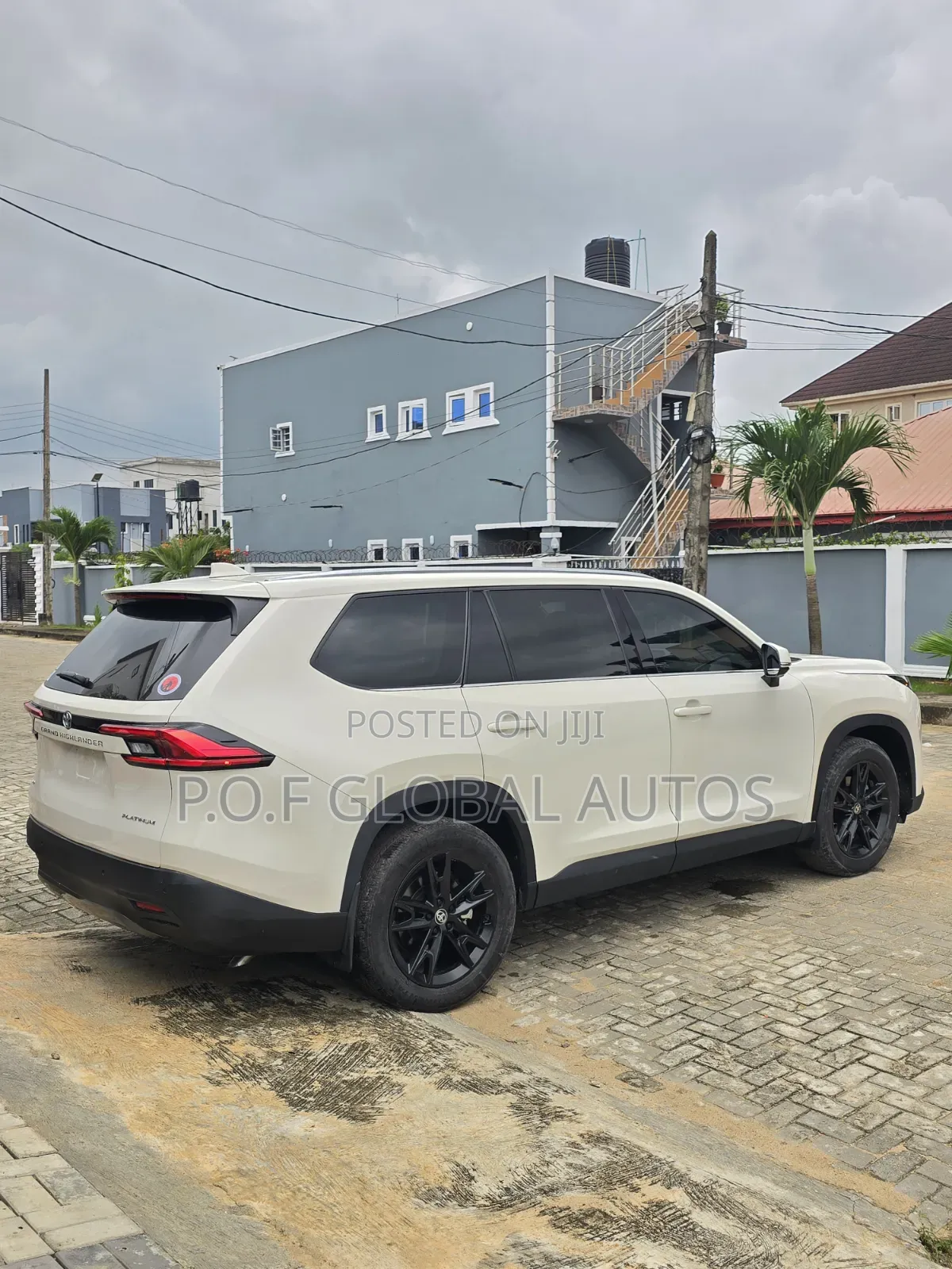 Toyota Highlander Platinum AWD 2024 White