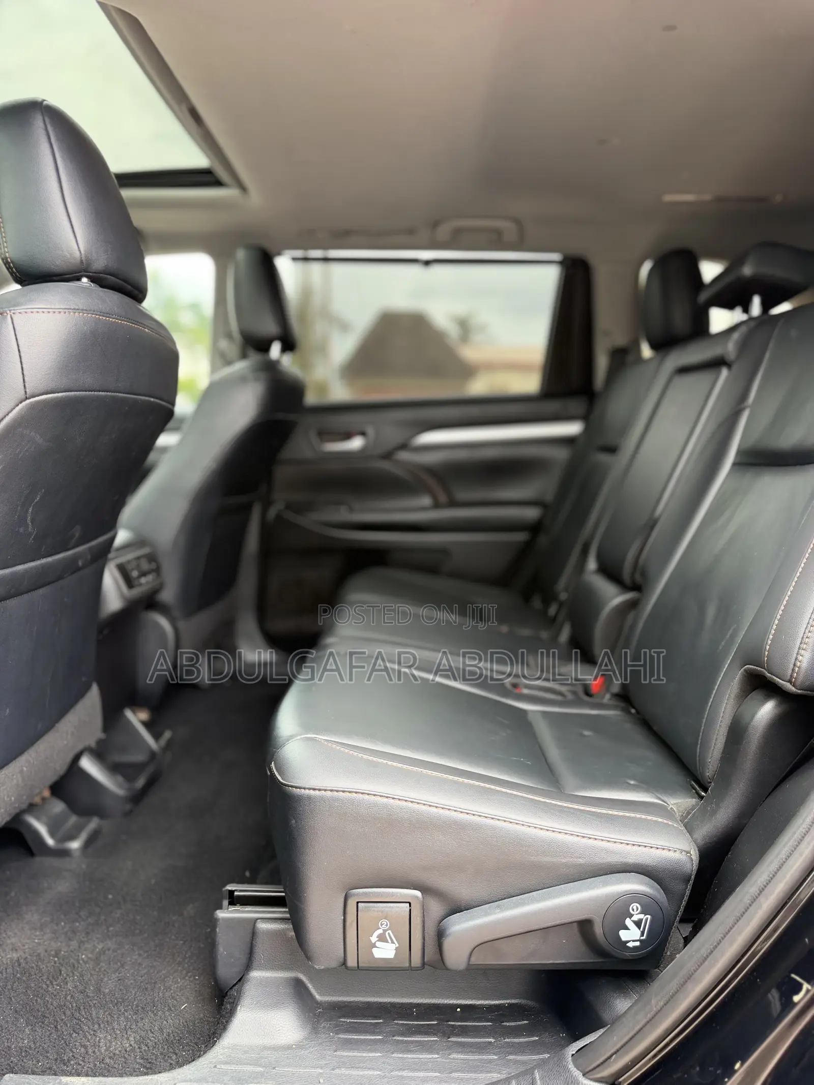 Toyota Highlander XLE 2019 Black