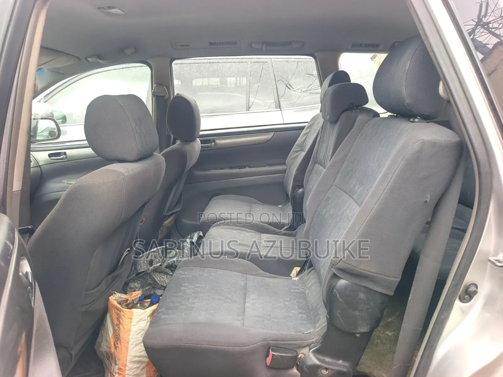 Toyota Avensis Verso 2.0 Petrol 2010 Gold