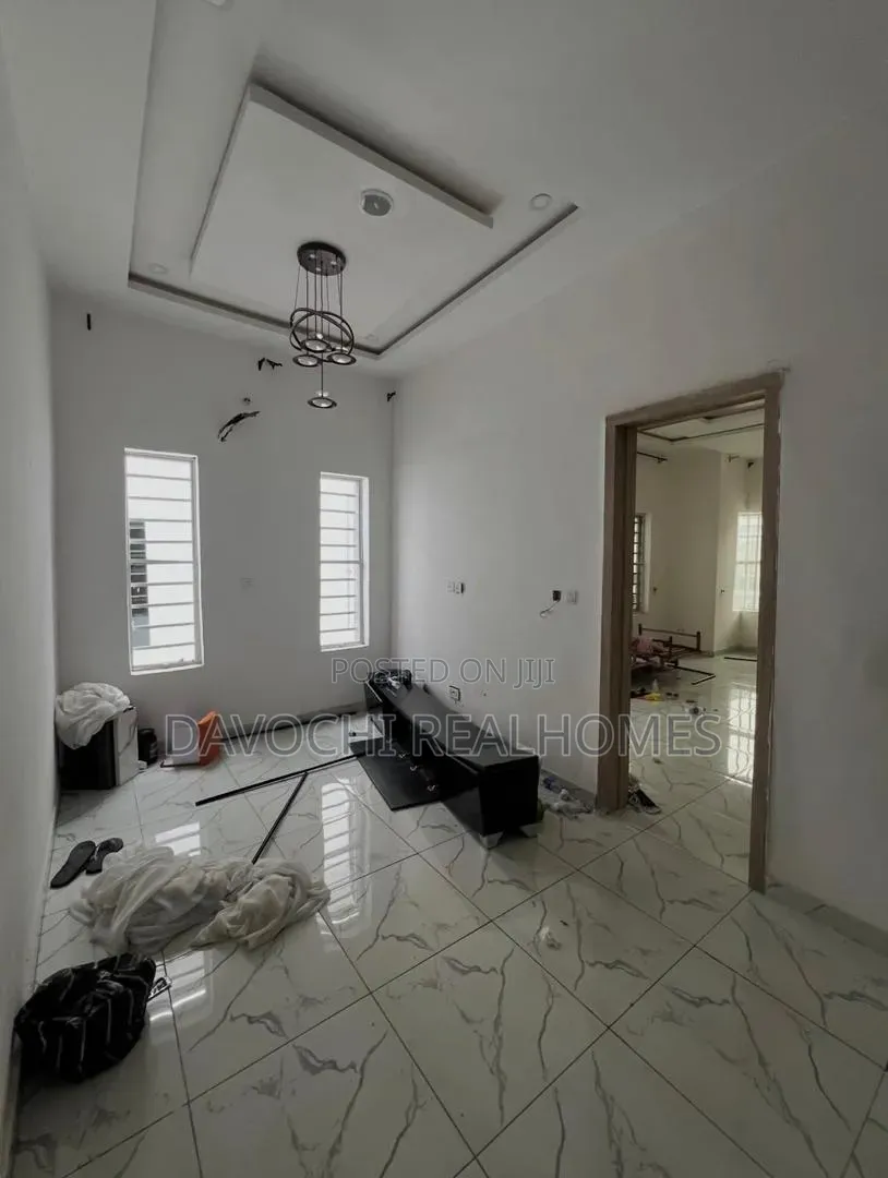 4bdrm Duplex in VGC / Ajah for rent