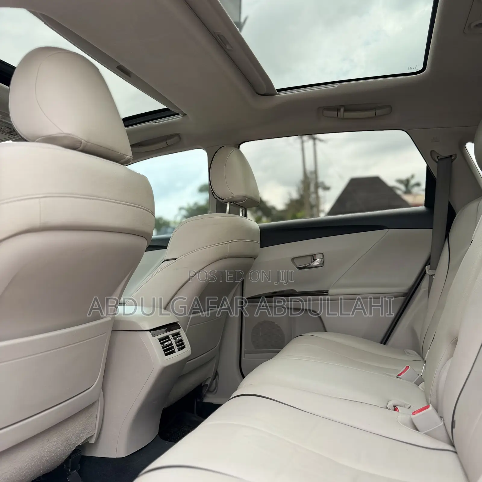 Toyota Venza V6 AWD 2011 Gray