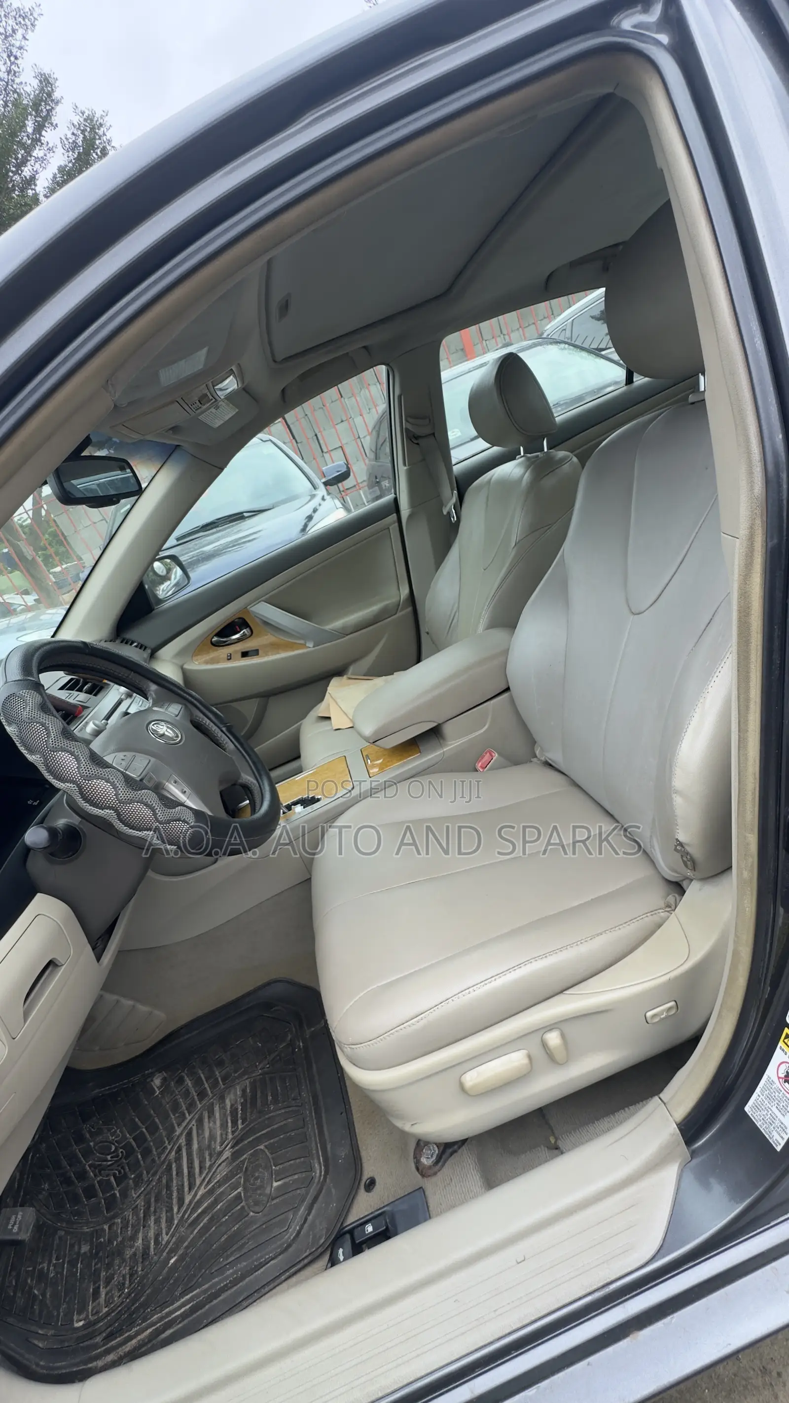 Toyota Camry XLE V6 4dr Sedan (3.5L 6cyl 6AM) 2008 Gray