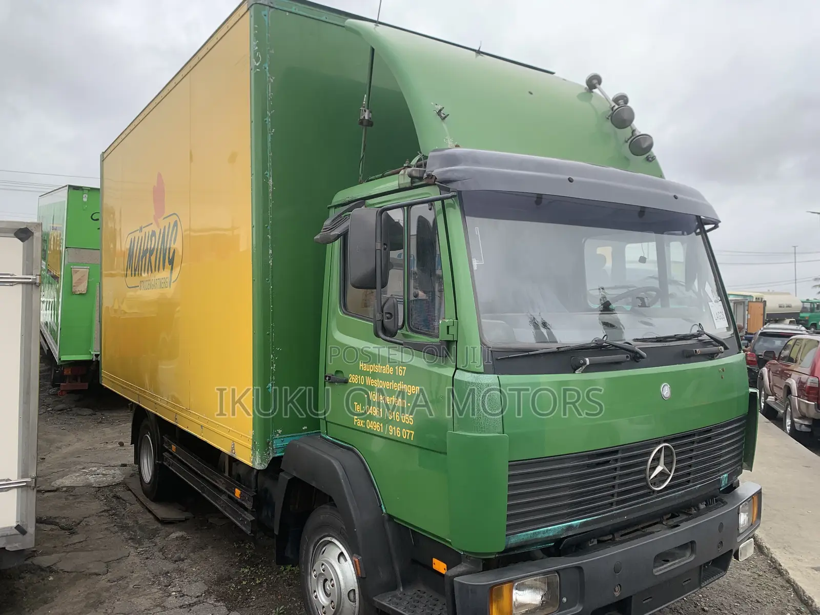 Mercedes Benz 814 Container Body
