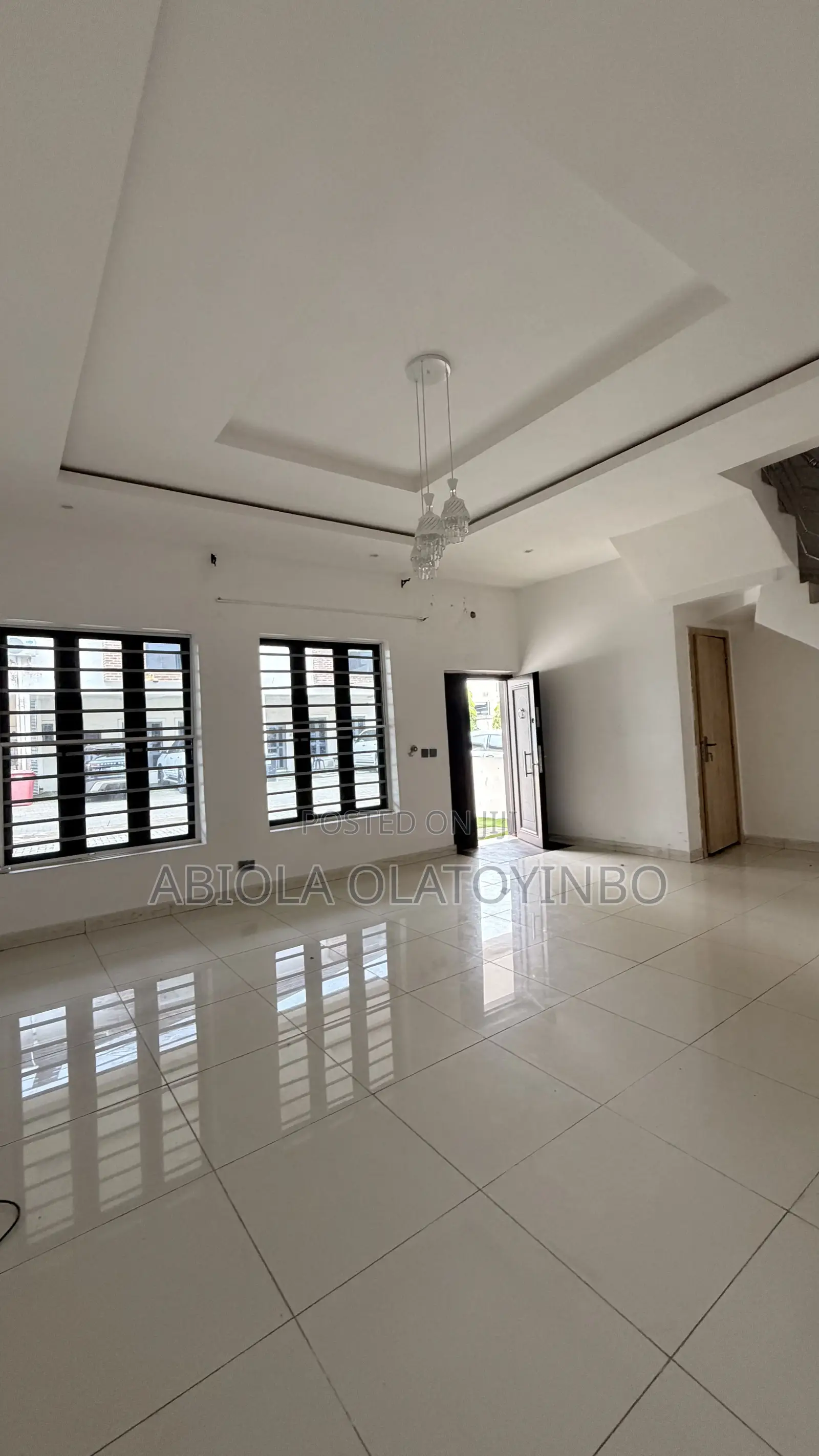 4bdrm Townhouse / Terrace in Ikota Villa for rent