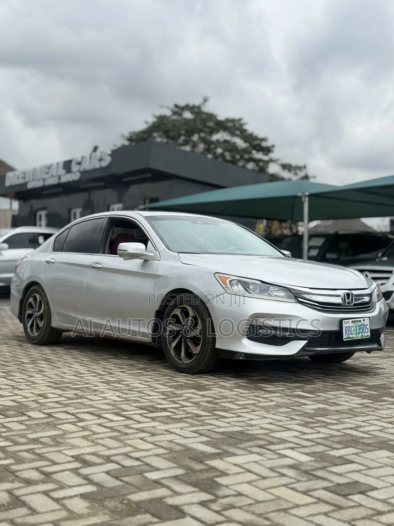 Honda Accord EX-L 4dr Sedan FWD (2.4L 4cyl 2A) 2013 Silver