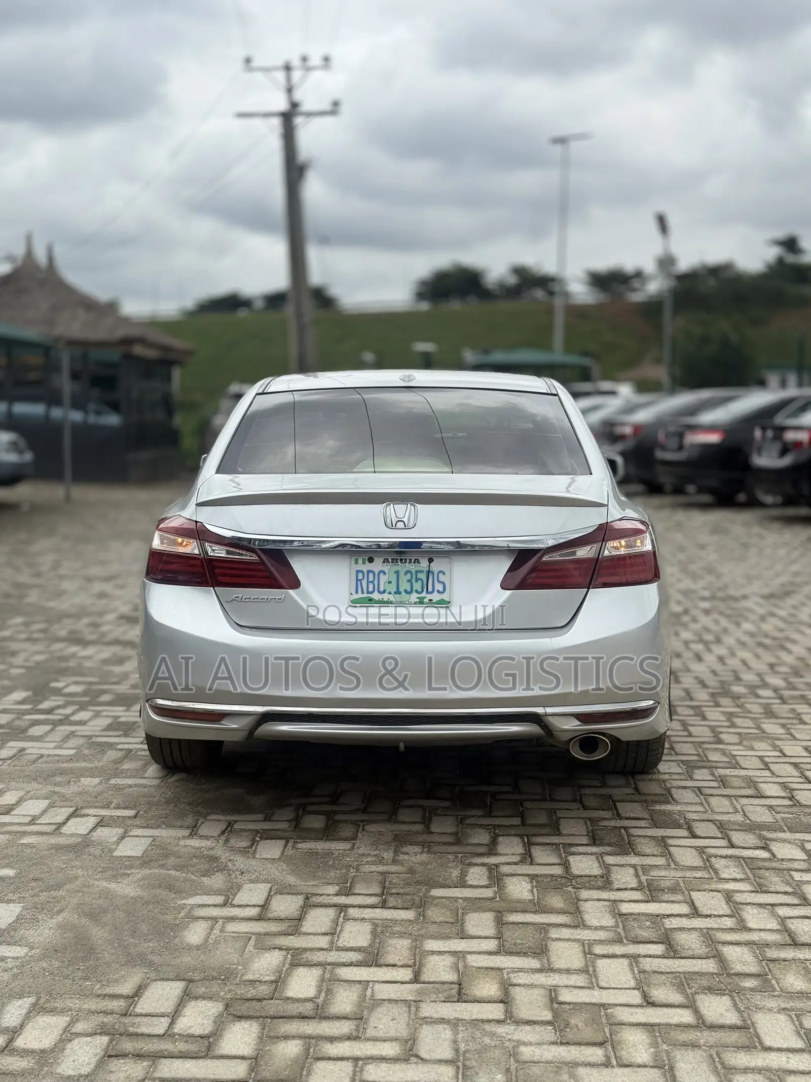 Honda Accord EX-L 4dr Sedan FWD (2.4L 4cyl 2A) 2013 Silver